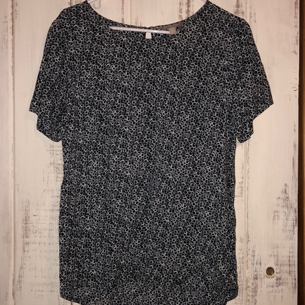 Silky oversized black and white blouse